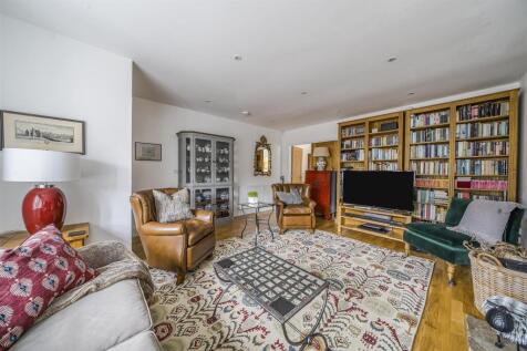 Sitting Room.jpg