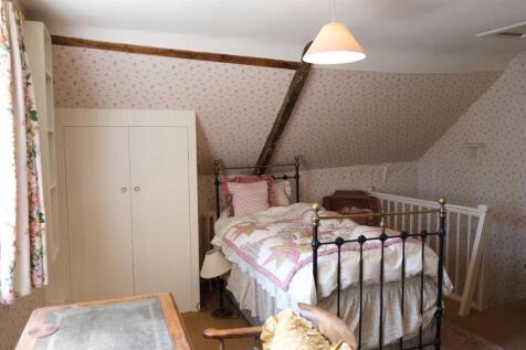 3rdbedroom (1).JPG