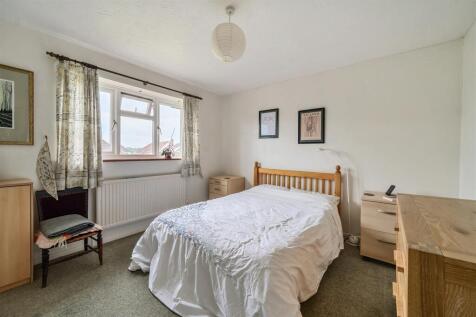 Bedrooom 1