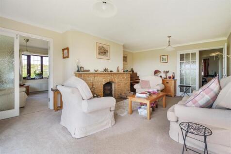 Sitting Room.jpg