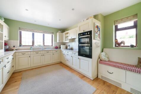 Kitchen.jpg