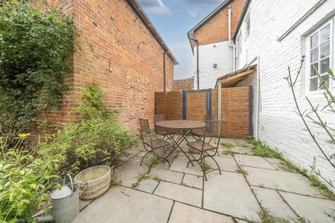 Courtyard Patio