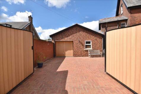 Attached Garage