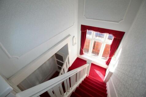 Fairhaven Road, 12 - Stairs.JPG