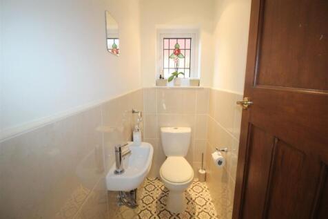 Separate WC