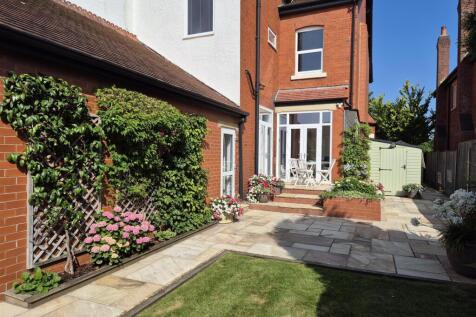 St Annes Road East, 200 - Rear garden 3.jpg