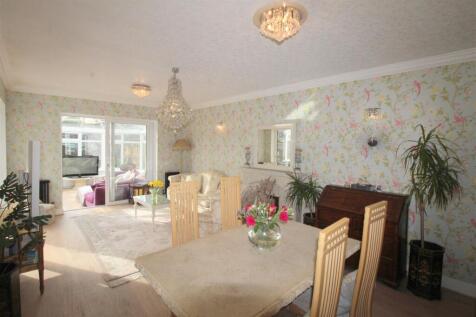 Dining Lounge