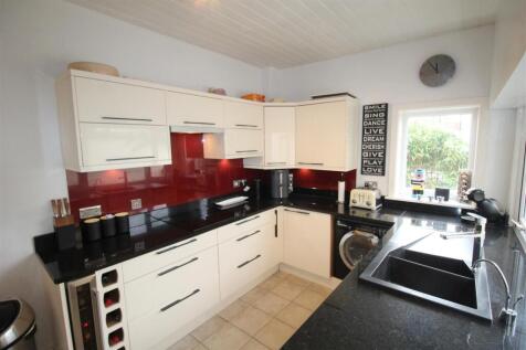 Trent Street, Kitchen.JPG