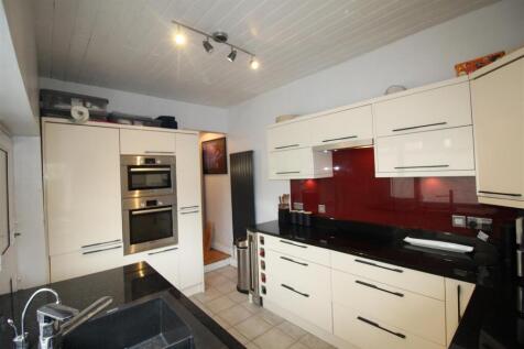 Trent Street, Kitchen 1.JPG