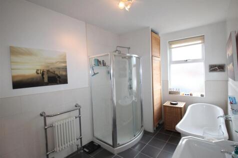 Trent Street, Bathroom 1.JPG