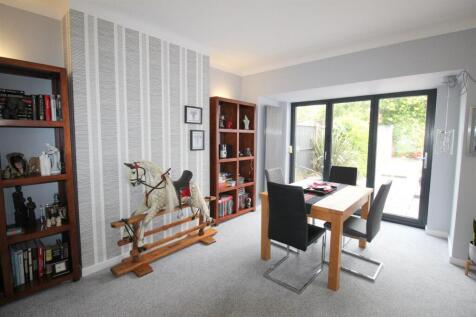 Open Plan Dining Lounge