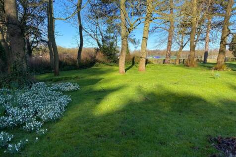 Westwood Mews, 2, cricket field view.JPG