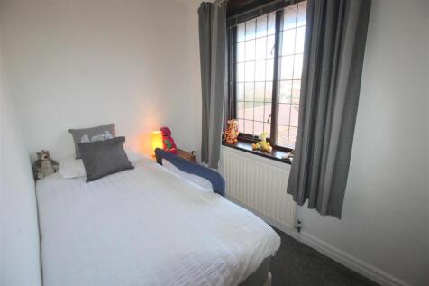 Mayfield Rd, 121, rear small bedroom.JPG