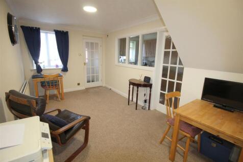 Dining Room Hallway