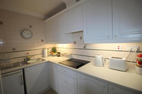 Croft Manor, Kitchen 1.JPG