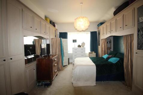 Park Road 74, Bedroom One 1.JPG
