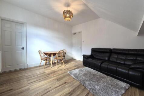 Dining Lounge