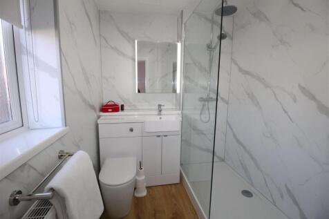 Gleneagles, 3, en suite.JPG