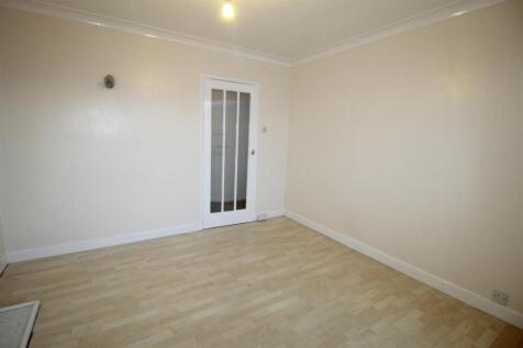 Eccleston Court, flat 2 - Lounge 1.JPG