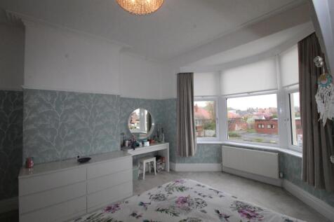 St Leonards Road West, Bedroom One 2.JPG