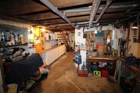 St Leonards Road West, Basement 1.JPG