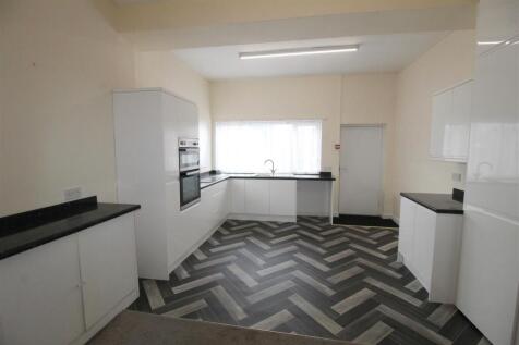 St Annes Road East, 147, Flat 1 - Kitchen 1.JPG