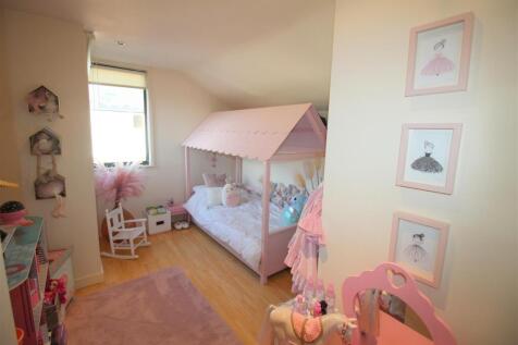 Pebbles, Bedroom Three.JPG