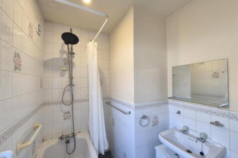 Mayfield Road, 1 - Bathroom 2.jpg