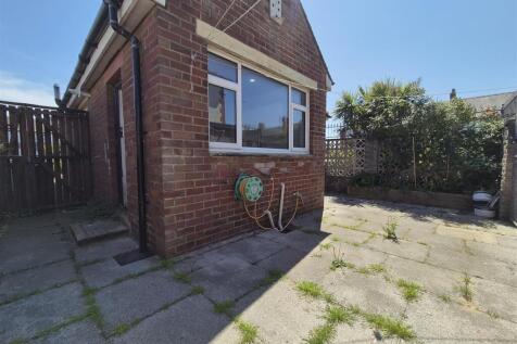 Mayfield Road, 1 - Rear 1.jpg