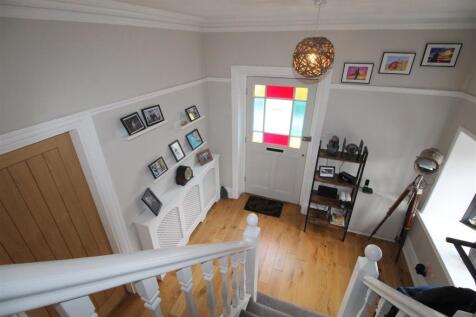 Caryl Road, 3 - hallway.JPG