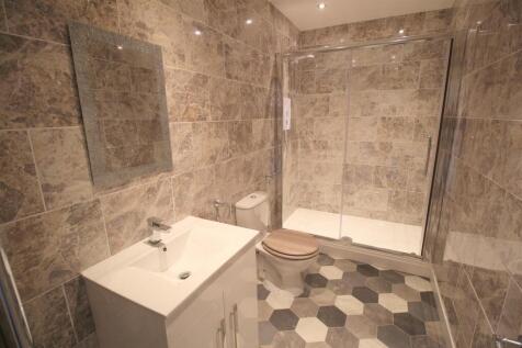 Back St Annes Road West, 42 Flat 4 Bathroom.JPG