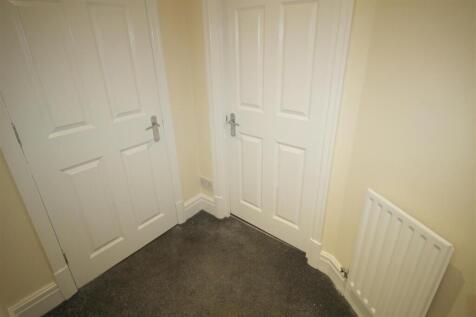 Hallway.JPG