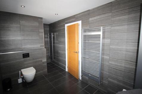 Master En suite 2