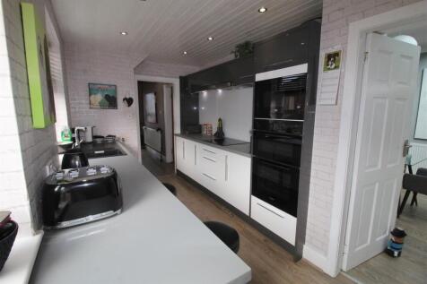 kitchen 3.JPG
