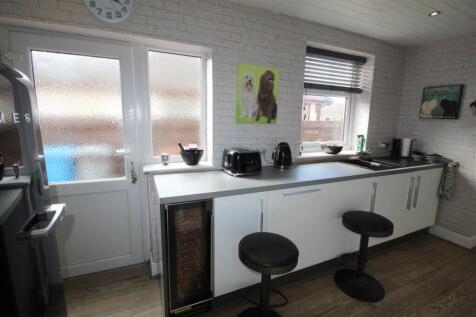kitchen 2.JPG