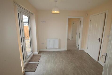 Buckley Grove Dining Kitchen 2.JPG