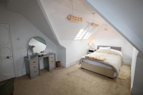 bed 3.JPG