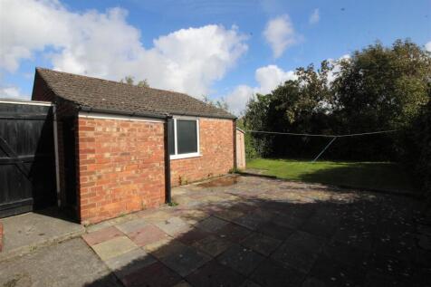 Filey Rd, Rear garden 5.JPG