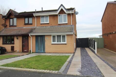 Drake Close, 11 Front.JPG
