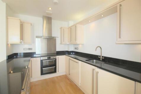 Open Plan Dining Lounge/Kitchen