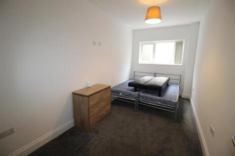 Duckworth Buildings, Flat 2, bed 1.JPG