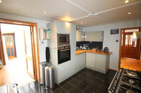 Weeton Avenue, Kitchen 1.JPG