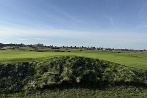 Haymarket, golf course 2.jpg