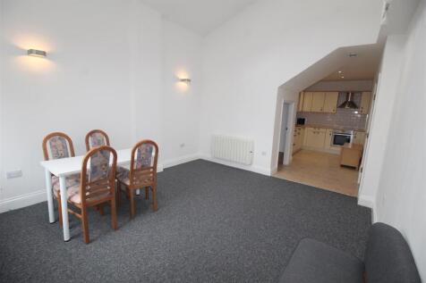 Duckworth Buildings, flat 7, lounge &amp; kitchen.JPG