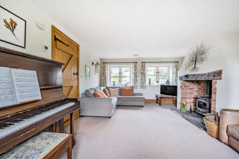 Oak Tree Cottage ...