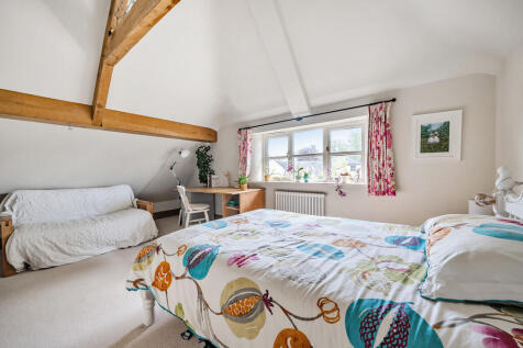 Oak Tree Cottage ...