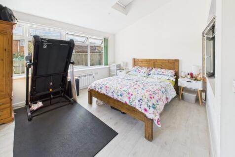 Bed 4b