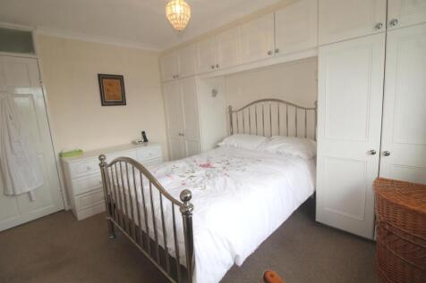 Main Bed 1 edit.jpg