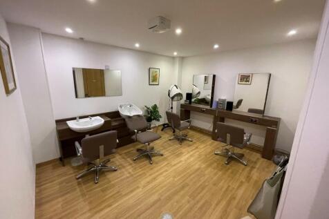 Hair Salon.jpeg