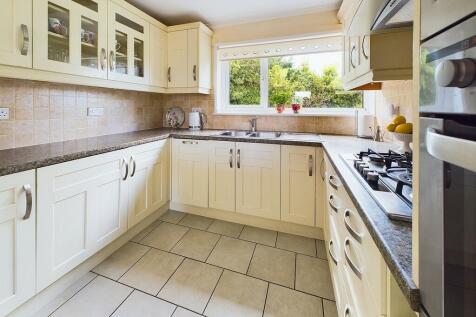 Kitchen b